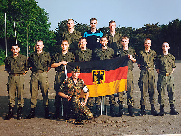 6. Gruppe 2-lar-1 Budel 1998